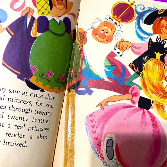 THE PRINCESS AND THE PEA VTG 1965 HARDCOVER BOOK TIP-TOP ELF BOOK FAIRY TALE - Picture 15 of 15